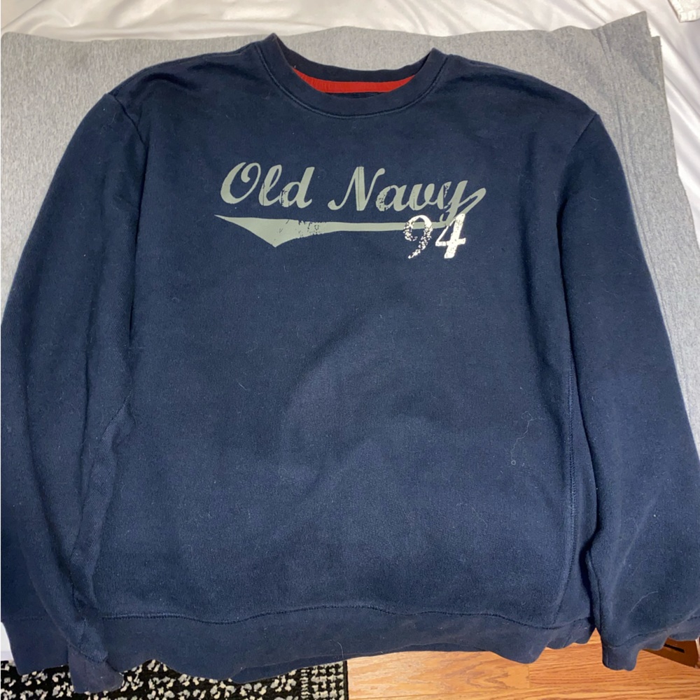 Old Navy crewneck